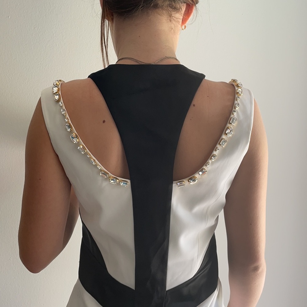 Dress - Picture 3 of 5